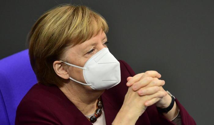 Merkel convince i lander: lockdown fino al 31 gennaio