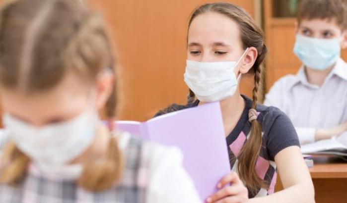 Lo studio: "Solo l'8% dei bambini può essere un vettore del Covid"