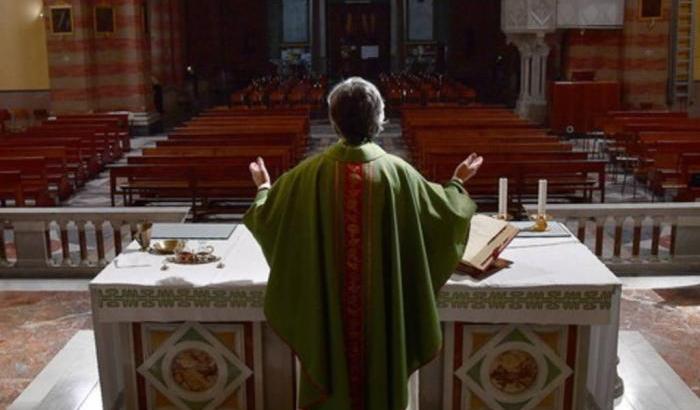 La seconda ondata Covid non risparmia la Chiesa: morti 43 sacerdoti in un mese