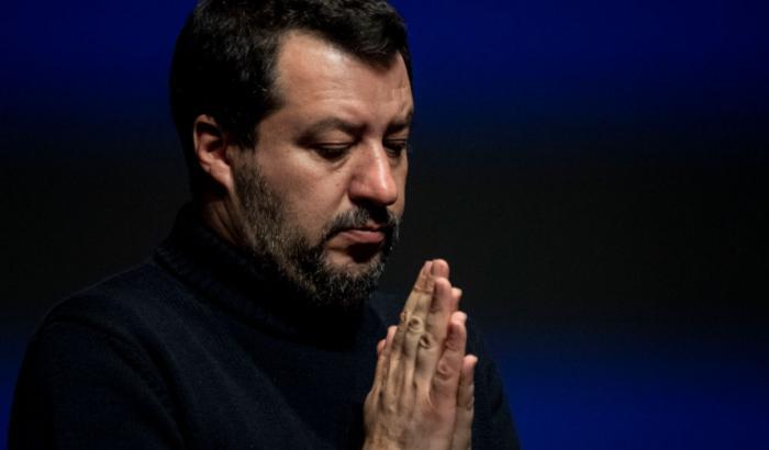 Salvini finisce l'anno con un commosso pensiero agli evasori: "Voglio la pace fiscale"
