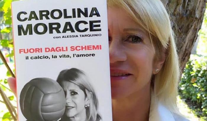 "Fuori dagli schemi": così Carolina Morace smonta i luoghi comuni sul calcio e non solo