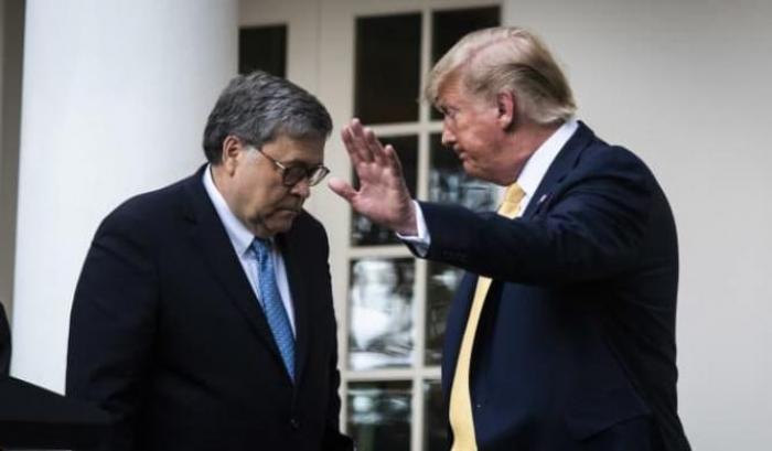 Trump fuori controllo, vuole licenziare anche il Procuratore Generale Barr