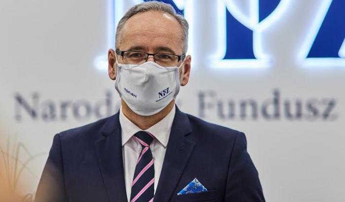 La Polonia sovranista si arrende alla realtà: "Natale e Capodanno a casa"