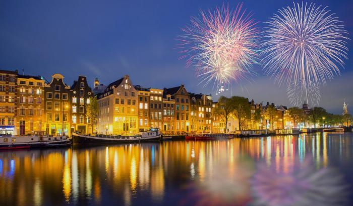Per evitare feriti la notte di Capodanno l'Olanda ha vietato i fuochi d'artificio