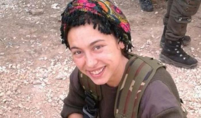 Maria Edgarda Marcucci (Eddy) mentre combatteva l'Isis in siria con le milizie curde