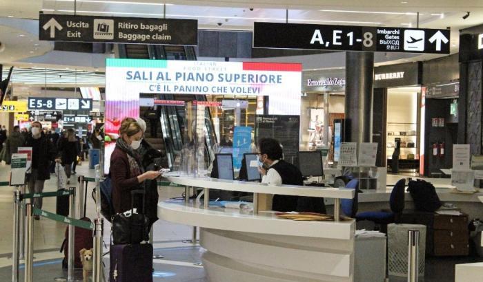 Italiani rientrano dalla Gran Bretagna a Fiumicino