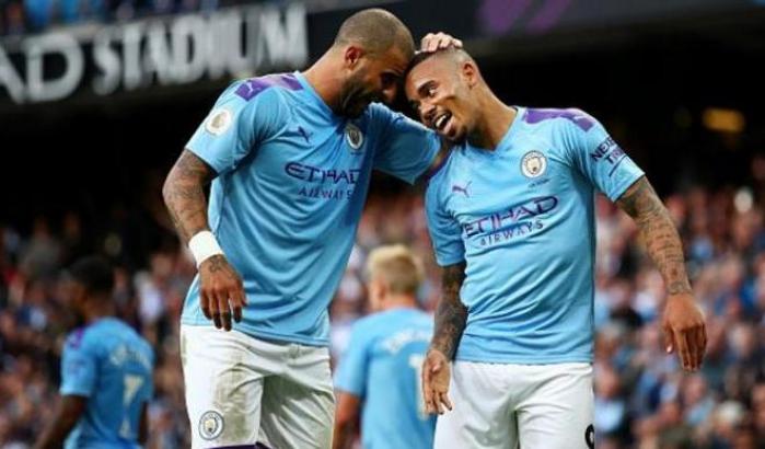 Brutto colpo per il Manchester City: positivi al Covid Gabriel Jesus e Kyle Walker