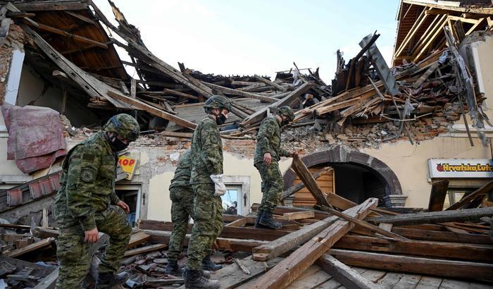 Terremoto in Croazia, cinque le vittime: crollati un asilo e un ospedale
