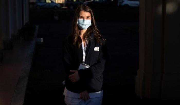 Claudia Alivernini: "Sto bene, vaccinarmi un atto di rispetto verso chi ha perso la vita"