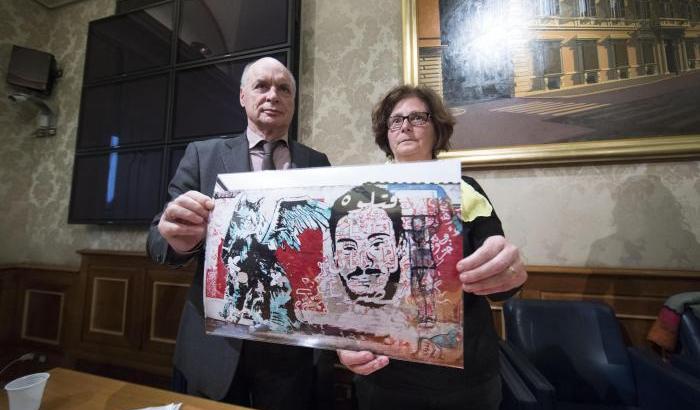 Armi all'Egitto, il Governo alla sbarra: non lasciamo soli i genitori di Giulio Regeni