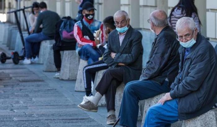 Doppio focolaio in un paesino nel casertano: positivi tutti i partecipanti a una veglia funebre