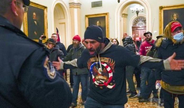 Irruzione di estremisti di destra a Capitol Hill
