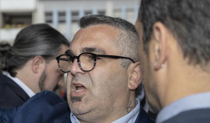 Minacce a un giornalista di Ferrara, l'Aser al vicesindaco Naomo Lodi: "Rimuova quei commenti"