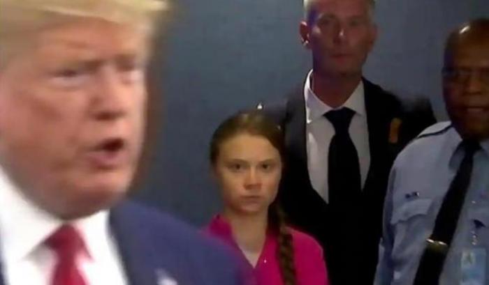 Greta fa il verso a Trump: "Sembra un vecchio signore molto felice, fa piacere"
