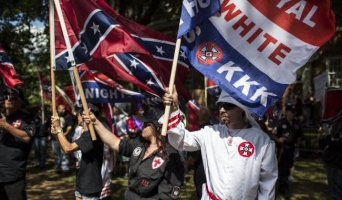 Milletrecento gruppi, 300mila adepti: i numeri del neonazismo suprematista americano