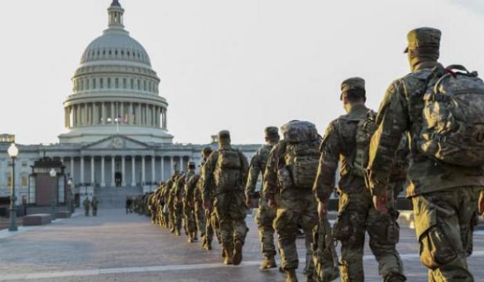 Washington dopo Trump: 7.000 agenti della Guardia Nazionale rimarranno in città fino a marzo