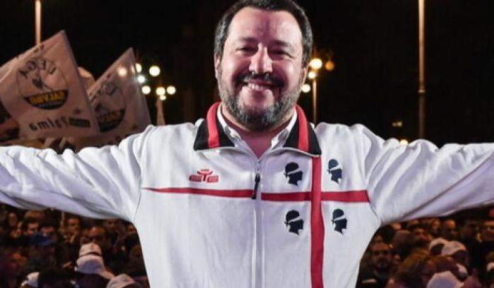Salvini approfitta del caos per seminare zizzania: "Sardegna arancione? Un'altra prova degli incapaci al governo"