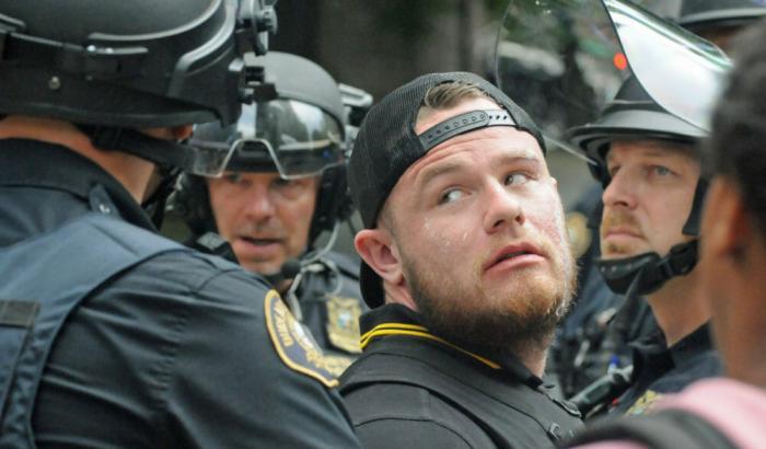 Altre tre fascisti trumpiani dei Proud Boys sono stati arrestati per l'assalto a Capitol Hill
