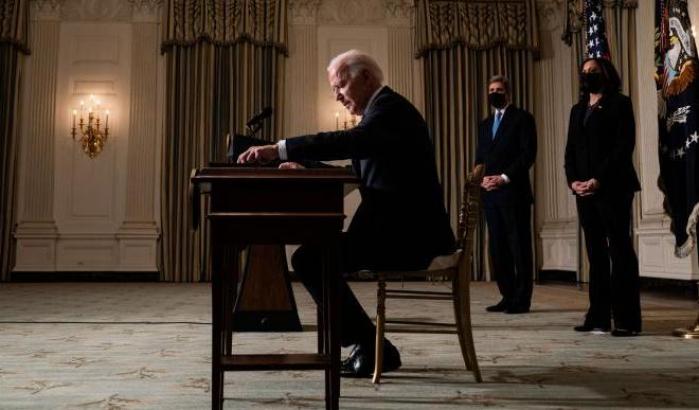 Biden 'cancella' ancora Trump: "Fine del sostegno alle operazioni militari nello Yemen"