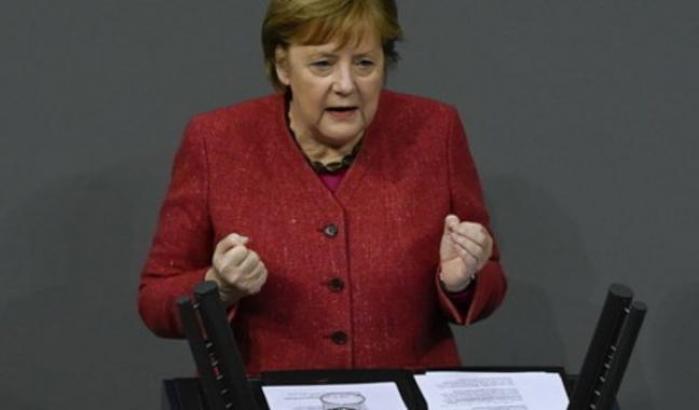 Critiche per Angela Merkel: cresce in Germania il malcontento per la gestione del Covid