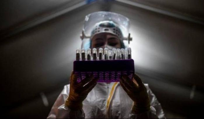 Incubo varianti nel centro Italia: colpiti soprattutto i giovani. Ipotesi di una quarantena di 21 giorni