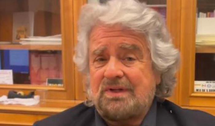 Grillo tenta di sedare la rivolta anti-Draghi del M5s: "L'ho incontrato ed è un grillino anche lui"