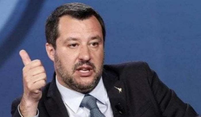 Salvini l'irresponsabile apre alle piazze negazioniste: 