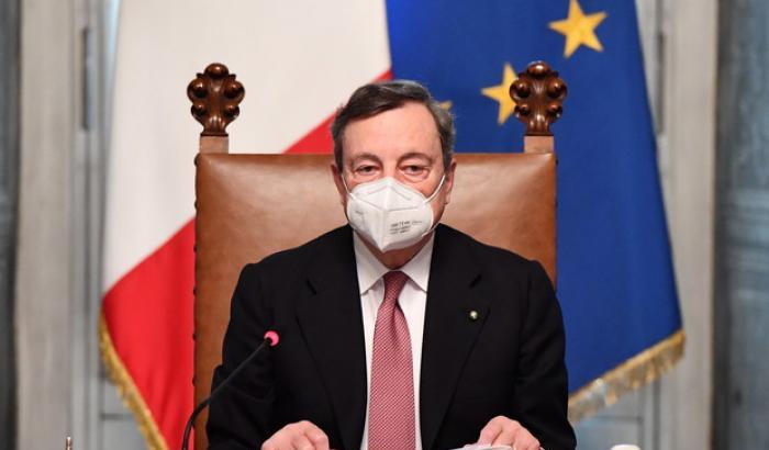 La stampa francesce attacca Draghi: "Ha detto no all'invio di 13 milioni di vaccini in Africa"