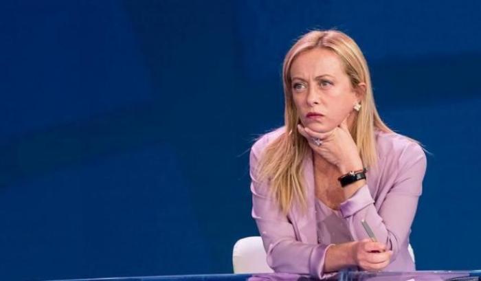 Meloni continua a logorare Salvini: "Troppo Pd, non voterò la fiducia a Draghi"