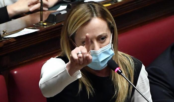 L'Università di Siena ha sospeso il professore che ha insultato Giorgia Meloni