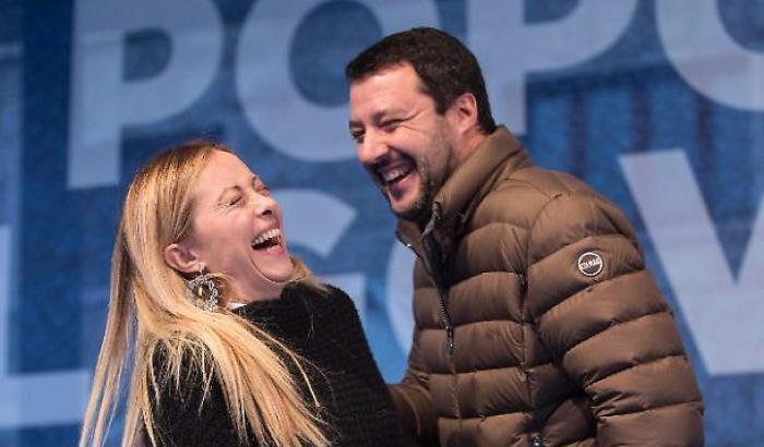 L'opposizione a Draghi premia Meloni: Salvini cala, per lei +1,3%