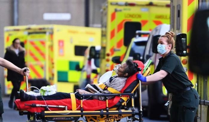 Ricoveri calati dell'80% in Gran Bretagna tra chi ha ricevuto la prima dose del vaccino