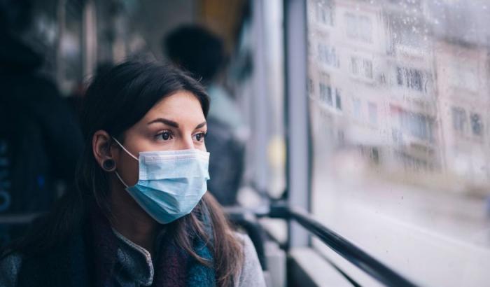 Le donne pagano il prezzo pi&ugrave; alto: il 70% dei contagi sui luoghi di lavoro colpisce loro