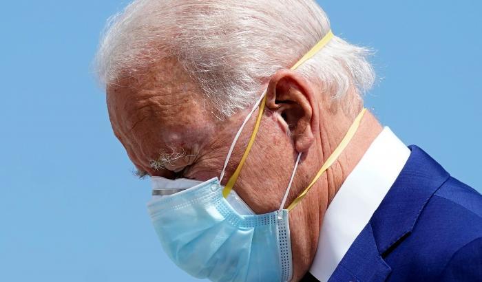 Biden dice sì all'obbligo del vaccino per i lavoratori della sanità