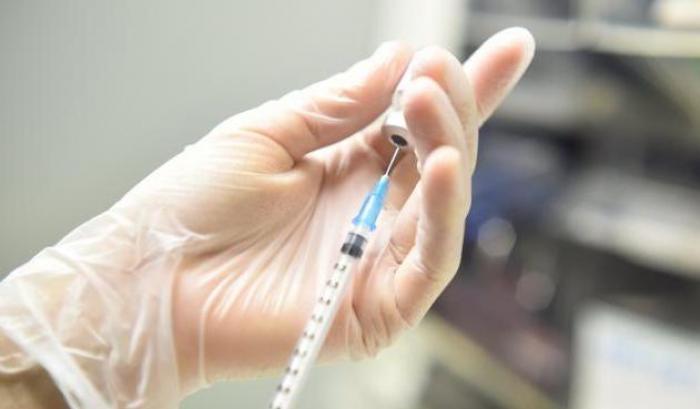 Il Brasile sta sviluppando un suo vaccino, la produzione parte a maggio