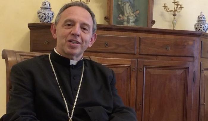 Il vescovo tradizionalista: "Il ddl Zan sovverte la legge di dio e quella naturale"