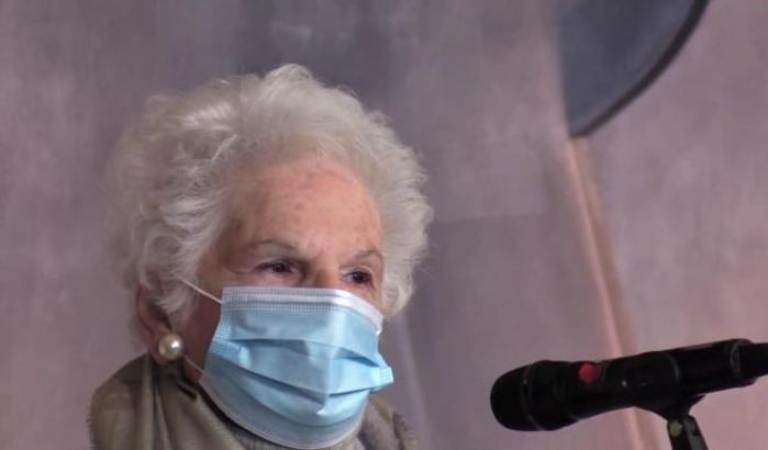 Liliana Segre ricorda gli anziani: "Le vittime di questa guerra causate da un nemico invisibile"
