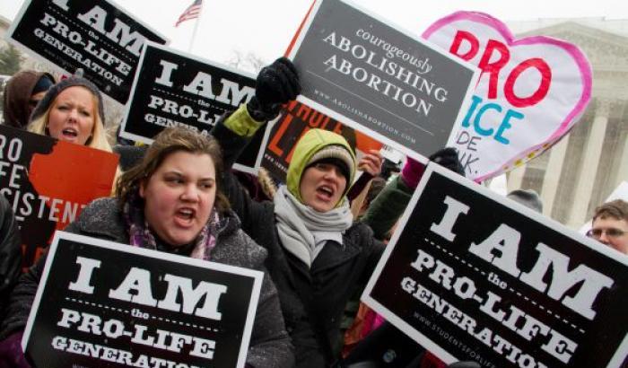 L'Arkansas peggio dei talebani: approva una legge contro l'aborto anche in caso di stupro e incesto