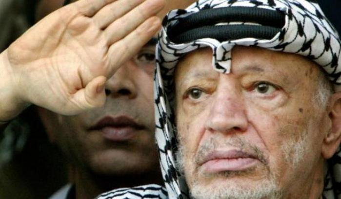 Foto di Arafat con una pistola: Facebook chiude la pagina di al Fatah