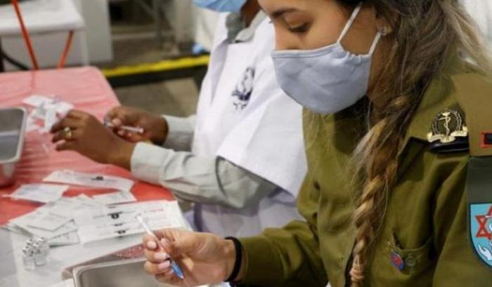 Israele corre, metà della popolazione ha ricevuto due dosi del vaccino