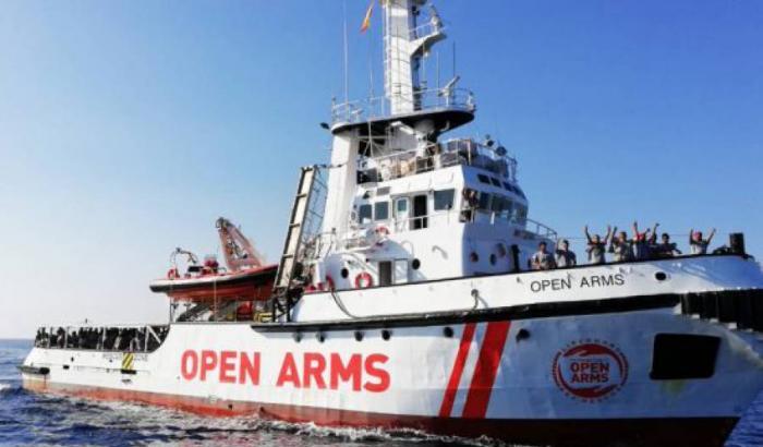 Open Arms ed Emergency: salvati altri 181 migranti nel Mediterraneo