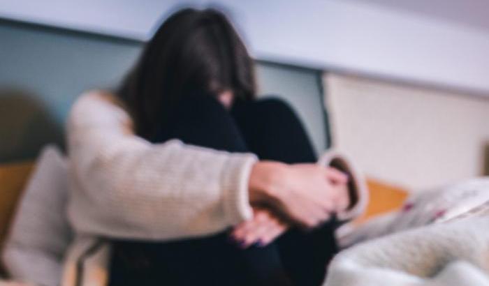 Orrore a Monza: donna violentata torna da lui per evitare revenge porn e subisce un nuovo abuso