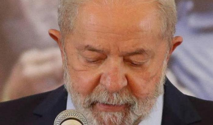 Lula pronto a tornare in campo: "Potrei candidarmi nel 2022"