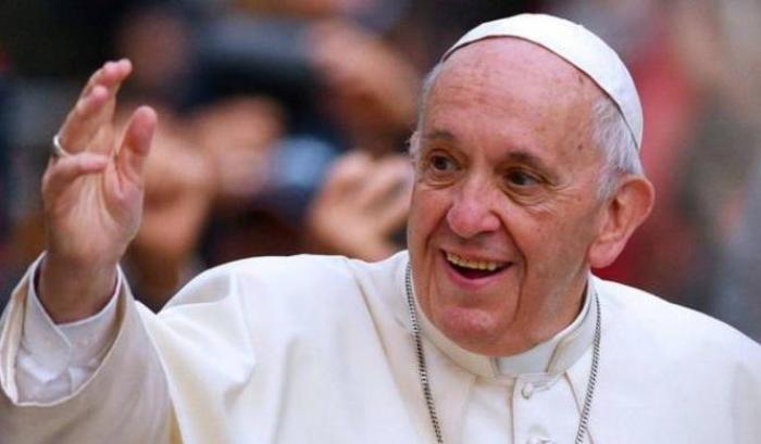 Papa Francesco "I Rom sono fratelli e dobbiamo accoglierli. Ma solo 'insieme' potremo farlo"