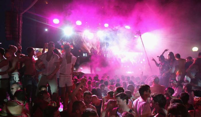 0005AA14-festa Festa