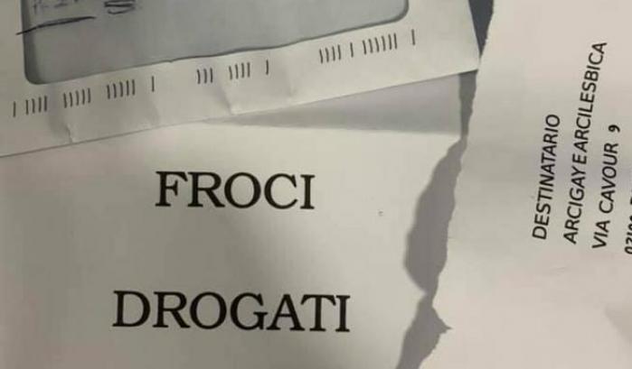 "Froci drogati, spero vi uccida il Covid": lettera minatoria all'Arcigay di Rieti