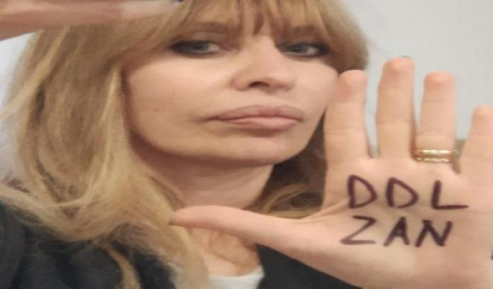 Gli endorsement inaspettati: Alessandra Mussolini appoggia il Ddl Zan