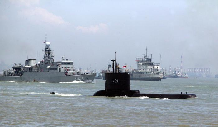 Il sottomarino militare scomparso in Indonesia è stato dichiarato 