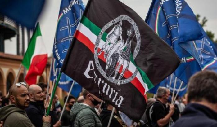 Adunata dell'estrema destra a Bologna