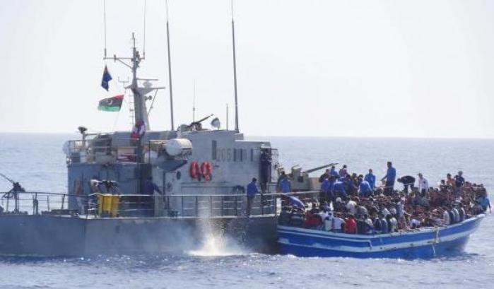 I guardacoste libici minacciano di arrestare Sea Watch in acque internazionali